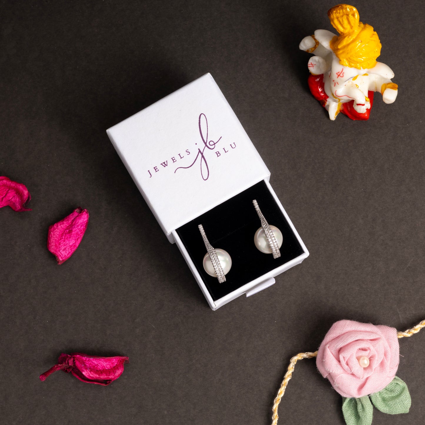 Aninda Fresh Water Pearl and American Diamond Anti Tarnish Studs