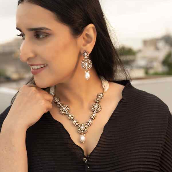 Antique Finish Pearl Beading Necklace Set