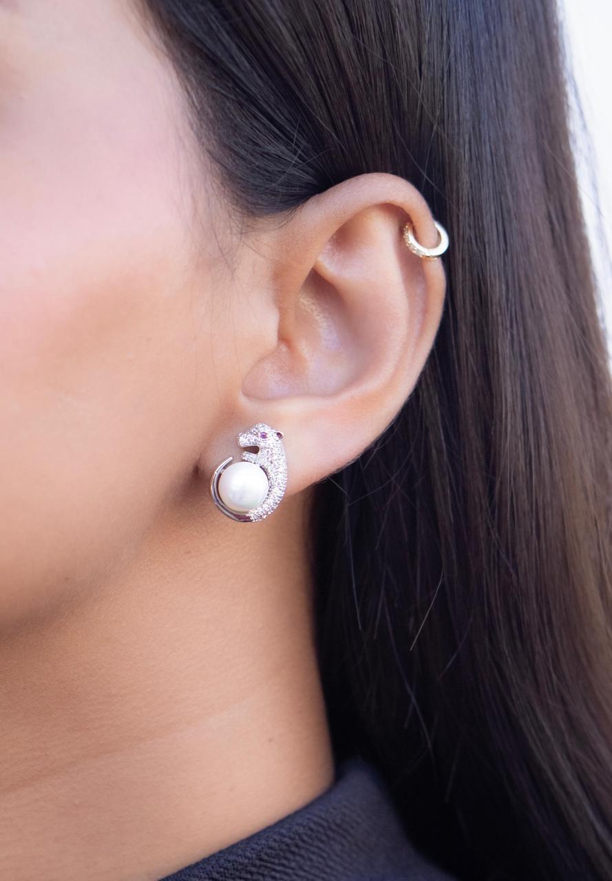 American Diamond Studded Jaguar Anti Tarnish Studs