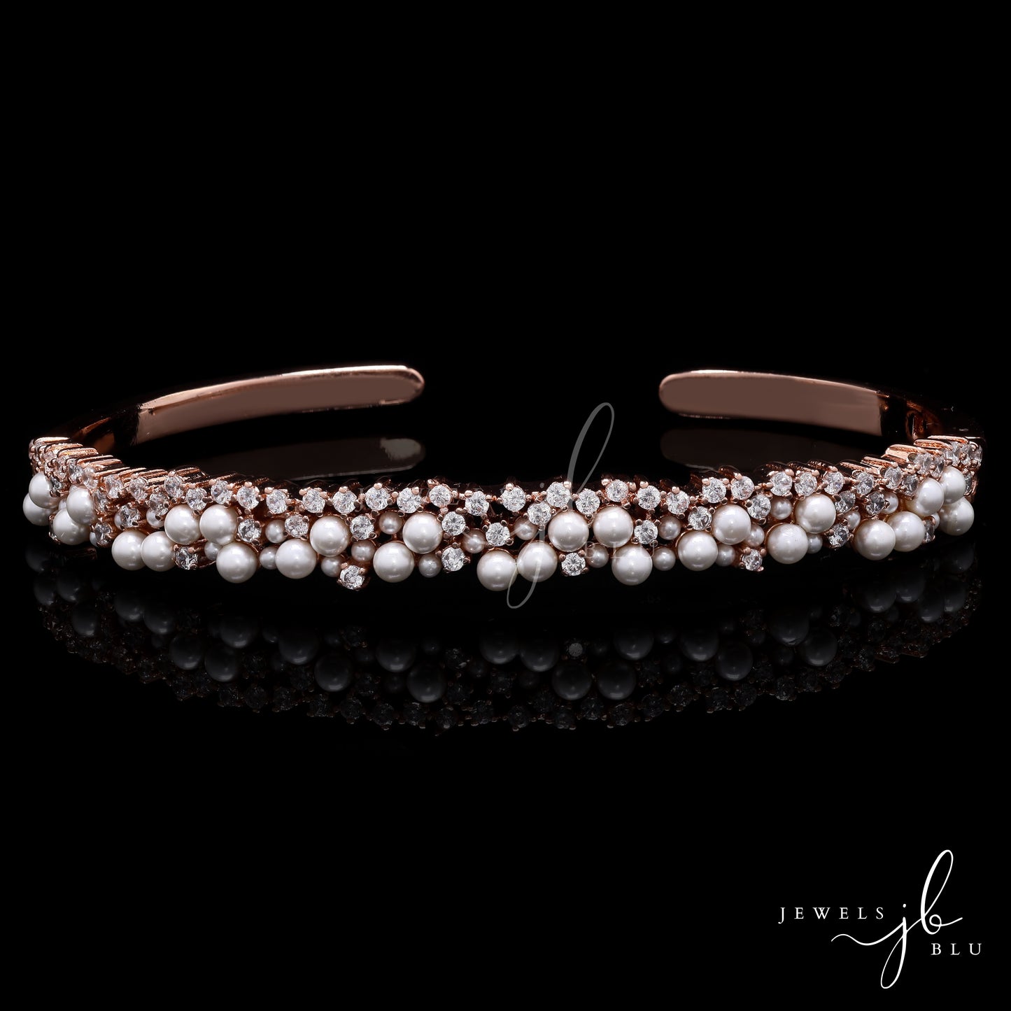 Premium Rose Gold Finish Fresh Water Pearl and American Diamond Cluster Kylie Openable Bracelet