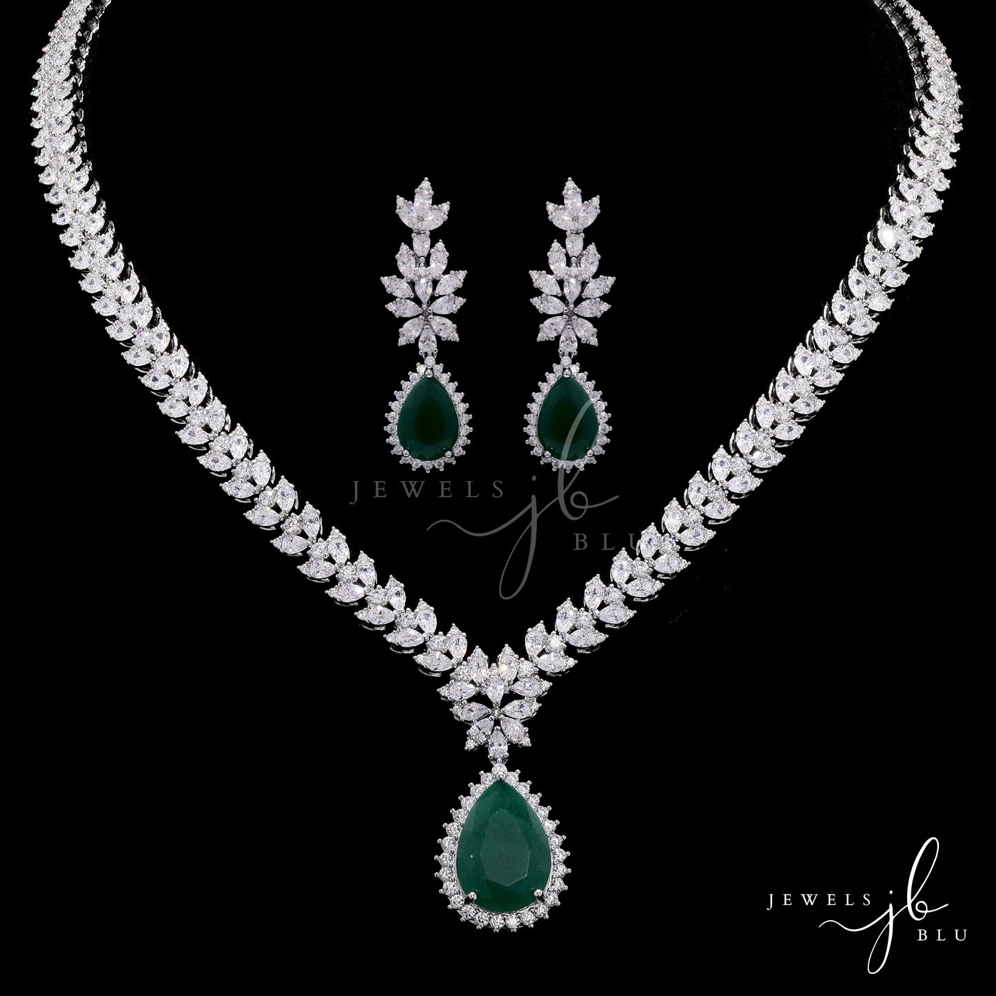 Premium Emerald and Marquise Diamond Beyonce Necklace Set with Earrings