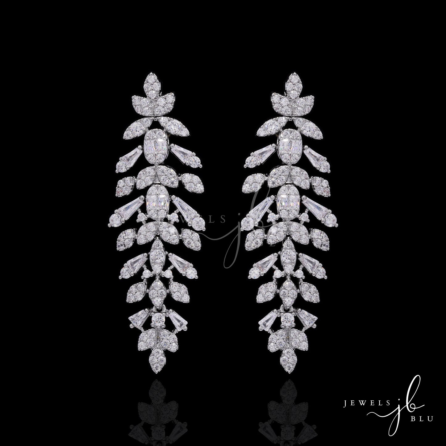 Premium Solitaire Pointer and Octa Setting Yuvi Bridal Necklace Set with Earrings