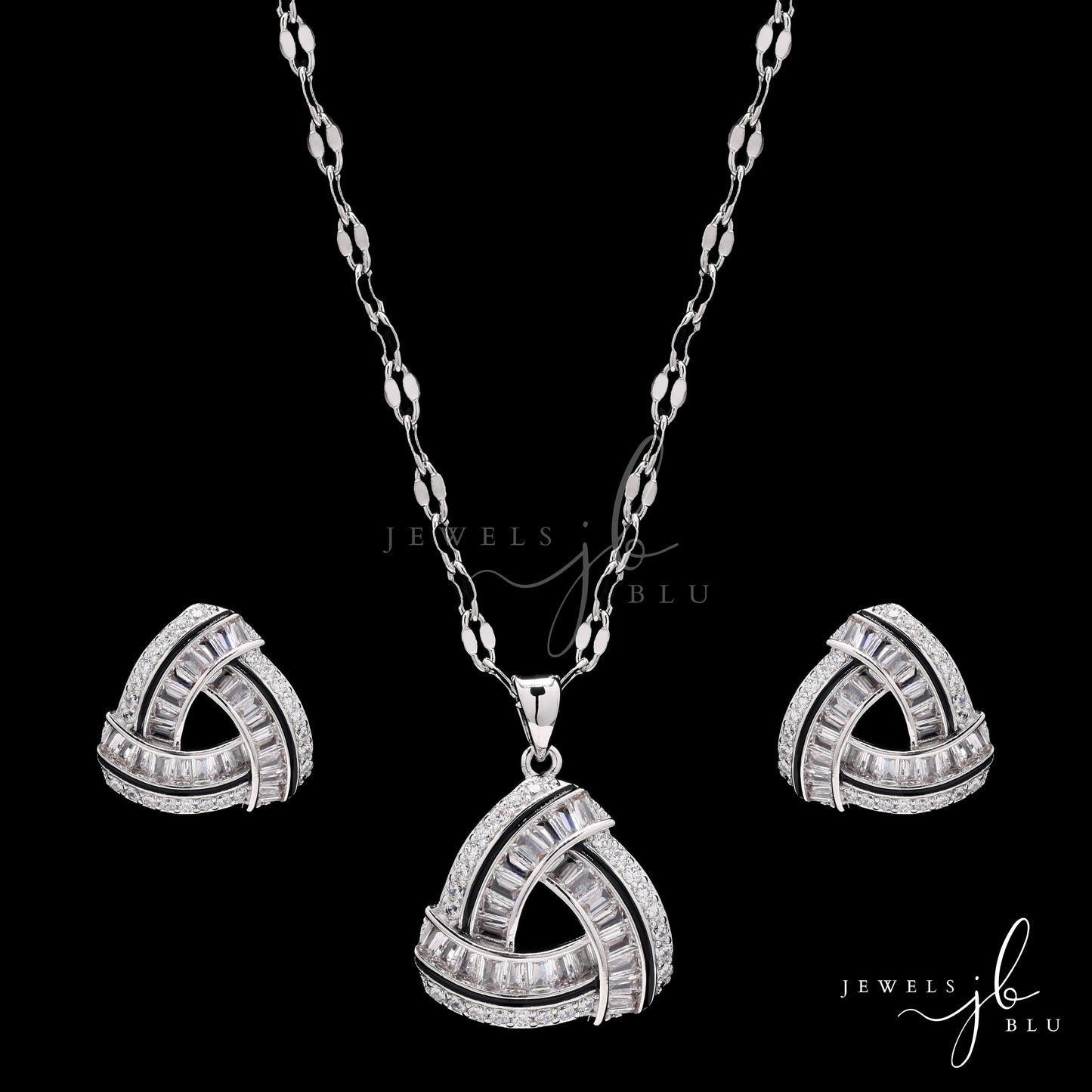 Curvy Diamond Baguette Pendant Set