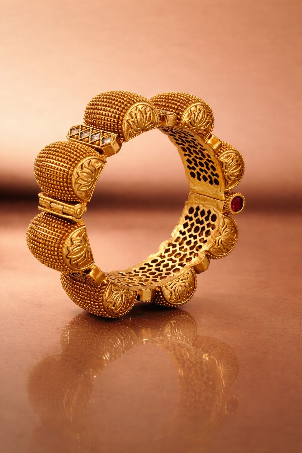 Gold Finish Traditional Rajasthani Nogri Gajra Openable Bangle