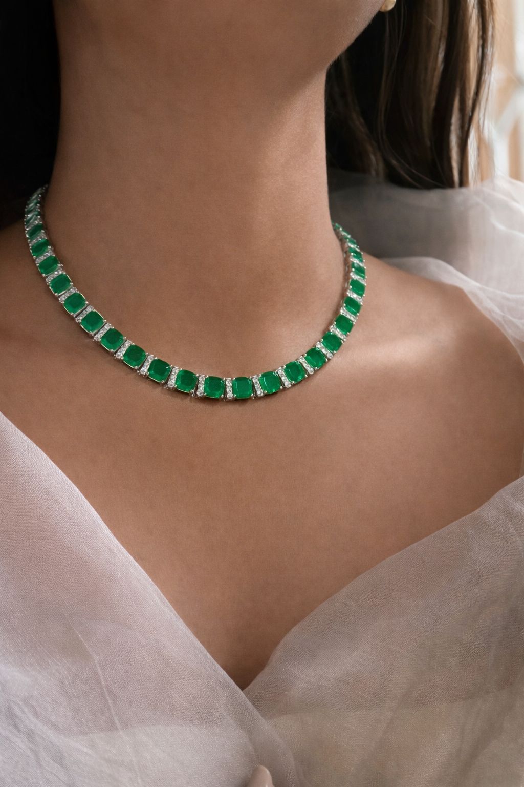 Premium Classic Emerald String Necklace Set with Diamonds