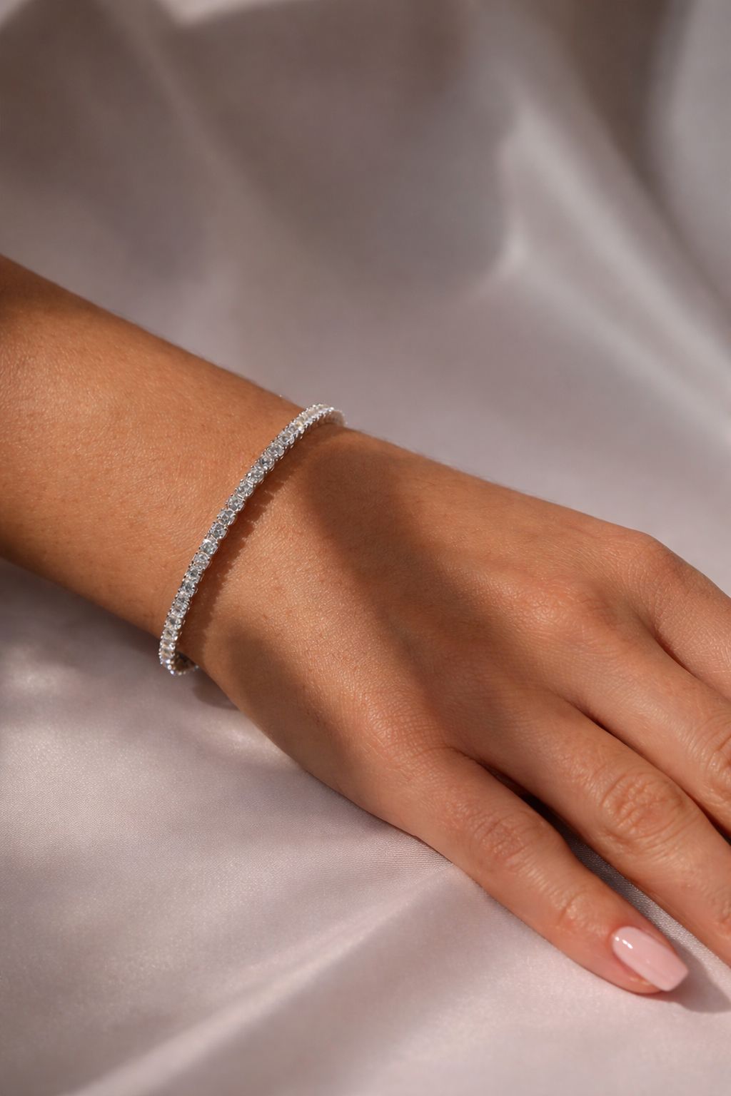 10 Pointer American Diamond Solitaire Classic Anti Tarnish Tennis Bracelet