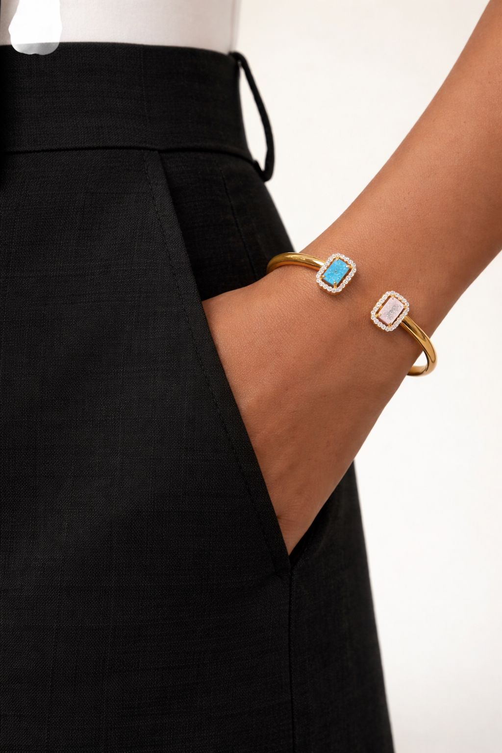 Premium Rose Gold Finish Dual Quartz Nano Openable Bracelet