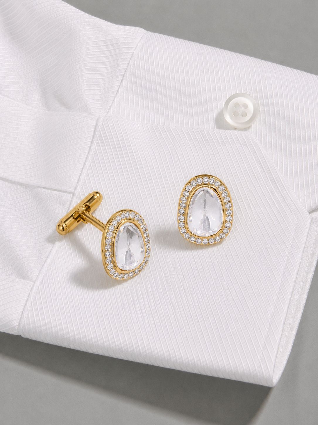 Gold Finish Natural Oval Shaped Polki Mens Cufflink with American Diamond Cluster