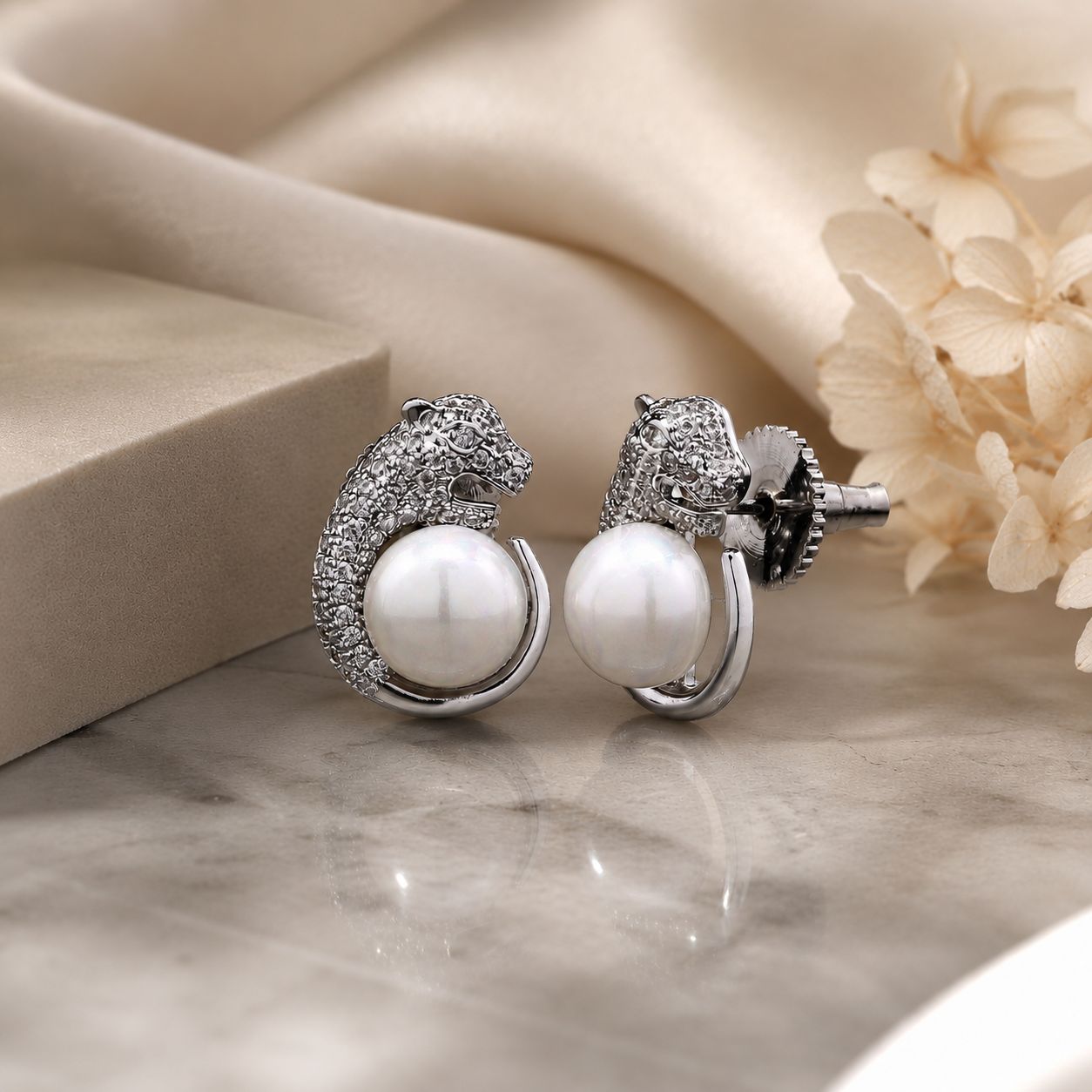 American Diamond Studded Jaguar Anti Tarnish Studs