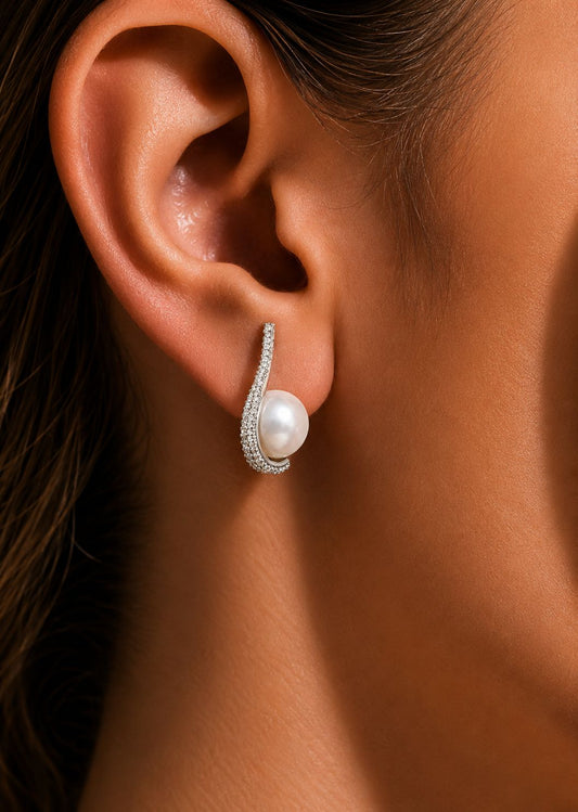 Aninda Fresh Water Pearl and American Diamond Anti Tarnish Studs