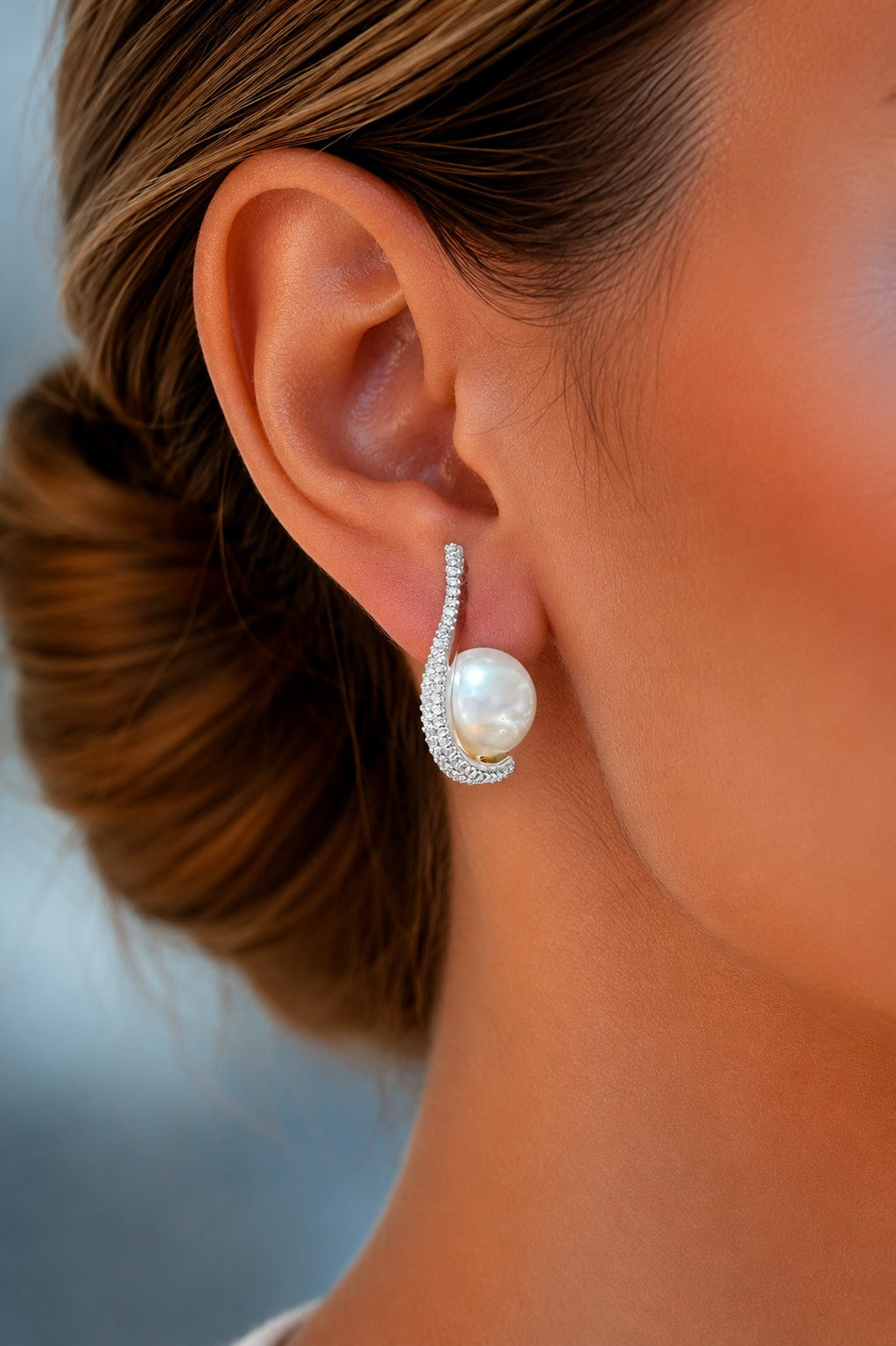 Aninda Fresh Water Pearl and American Diamond Anti Tarnish Studs