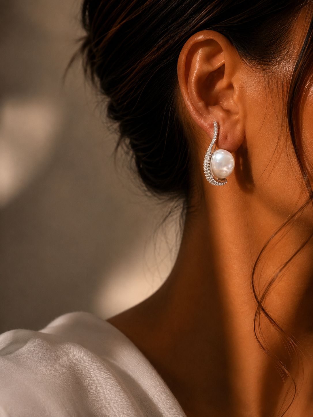 Aninda Fresh Water Pearl and American Diamond Anti Tarnish Studs